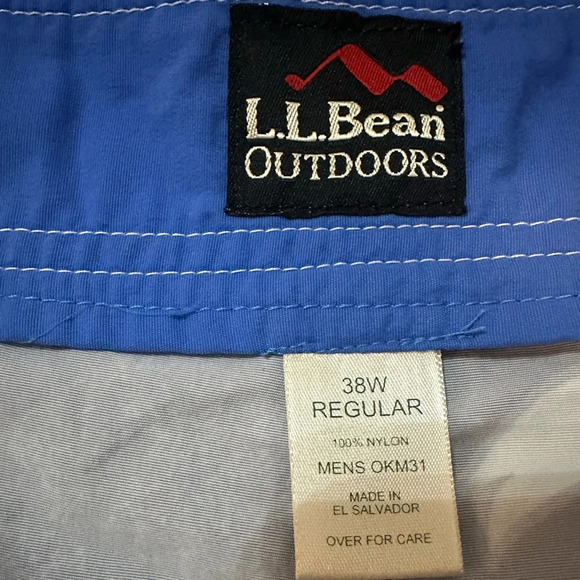 L. L. Bean board shorts grey and white Hawaiin floral print. Size 38w - Picture 5 of 6